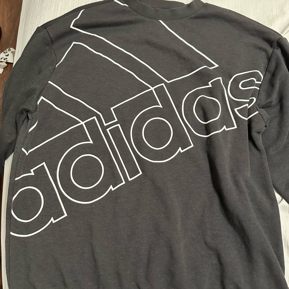Adidas sweater